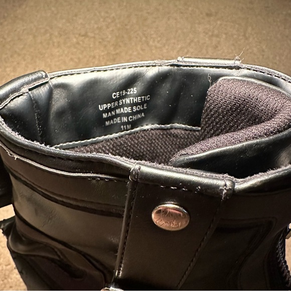 Dolls Kill rainbow reflective & light up platform boots, broken zipper, size 11 - Picture 6 of 6